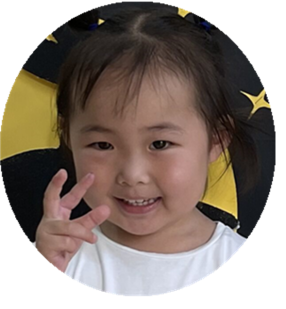 “咻”！滑滑梯 报道_html_7491652.png