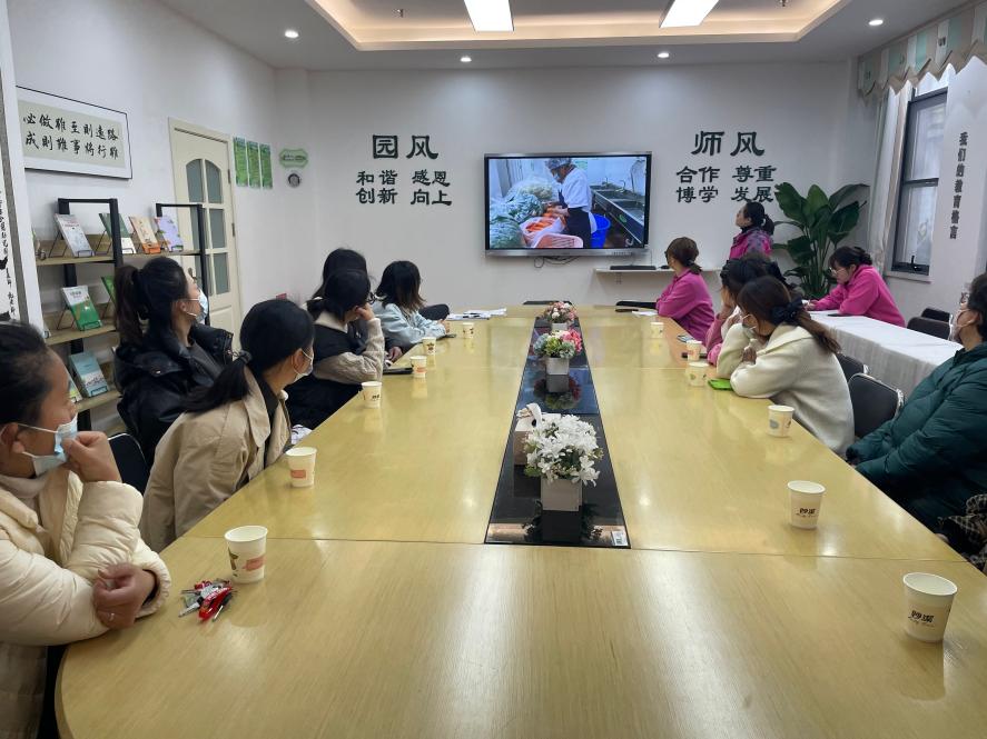 话膳食，促成长_html_f7c3743.jpg
