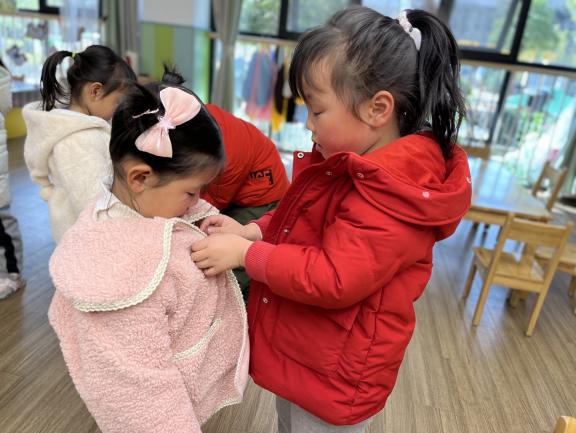 迈幼嘉誉山分园学雷锋新闻稿修改_html_5a609af9.jpg