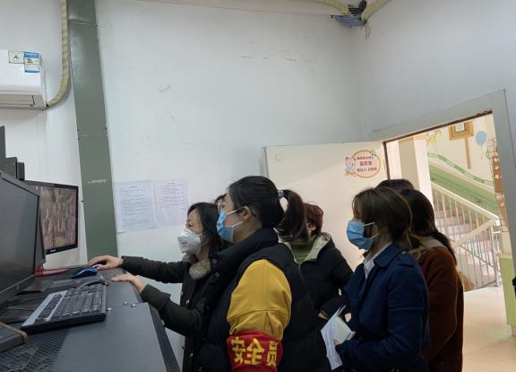 集团检查报道_html_5d902767.jpg