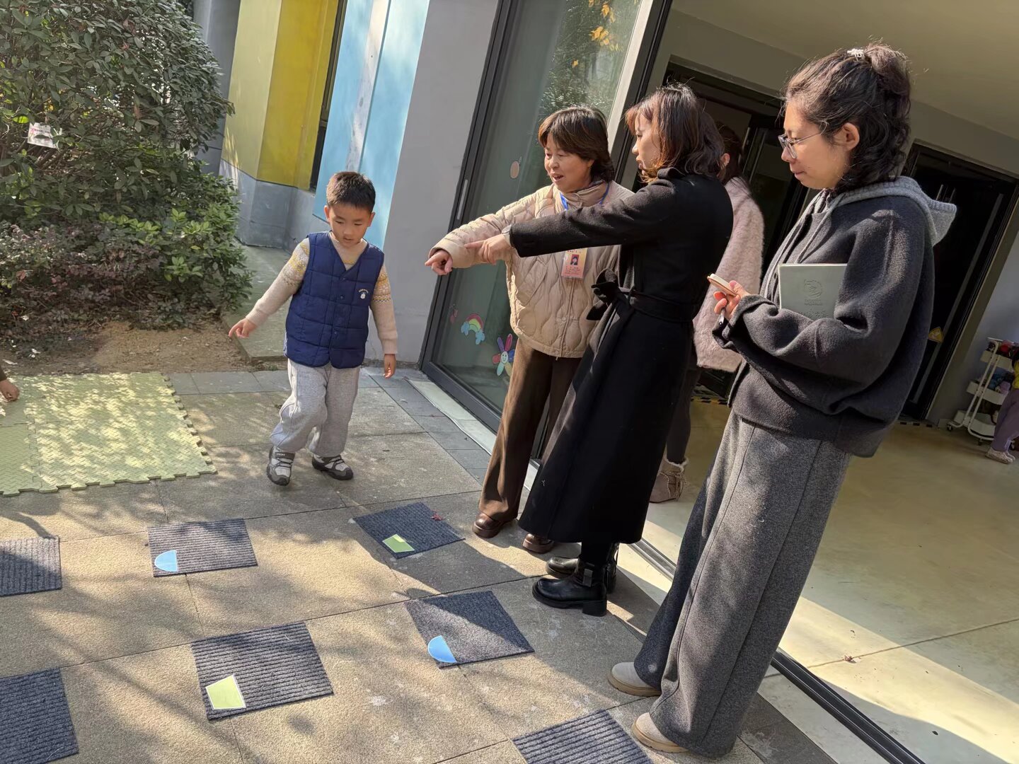 定稿【生命迈幼&middot;幼教督导】督导促成长 安全伴童行_html_m4dd7b51b.jpg