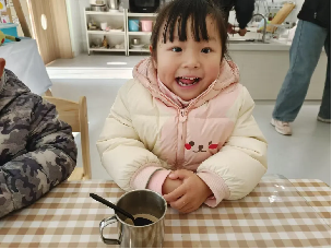 20250103【生活燕幼·园区动态】“节气食光里，共育润童行”——舌尖上的节气之小寒_html_5e29113c.png