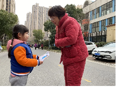 20240304【生活燕幼·园区动态】“三月春风暖，雷锋伴我行”——学雷锋系列活动_html_dc61095.png