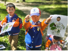 20240418【生活燕幼·园区动态】“春来日渐长，儿童寻春忙”——春游活动_html_m1a7614c9.png