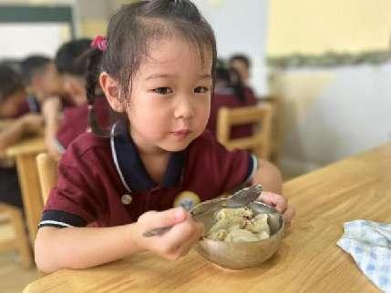 20230901燕幼集团开学第一天_html_m2c138d9.jpg