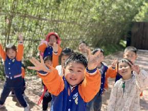 20240418燕幼中心园亲子春游活动_html_61b35e11.jpg