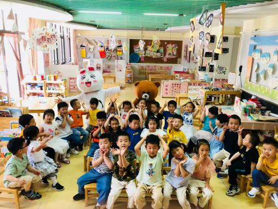 园区动态20210601新城六一_html_m1a876032.jpg