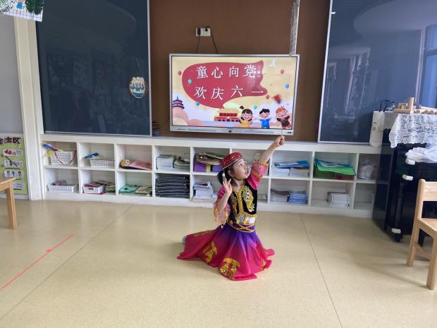 园区动态20210601新城六一_html_2b2751c3.jpg