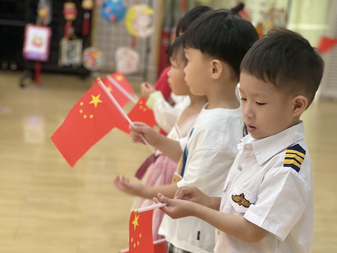 【生活燕幼·年级组动态】下庙分园： “月满中秋，欢聚国庆”——迎中秋国庆音乐会活动_html_5af4fc3a.jpg