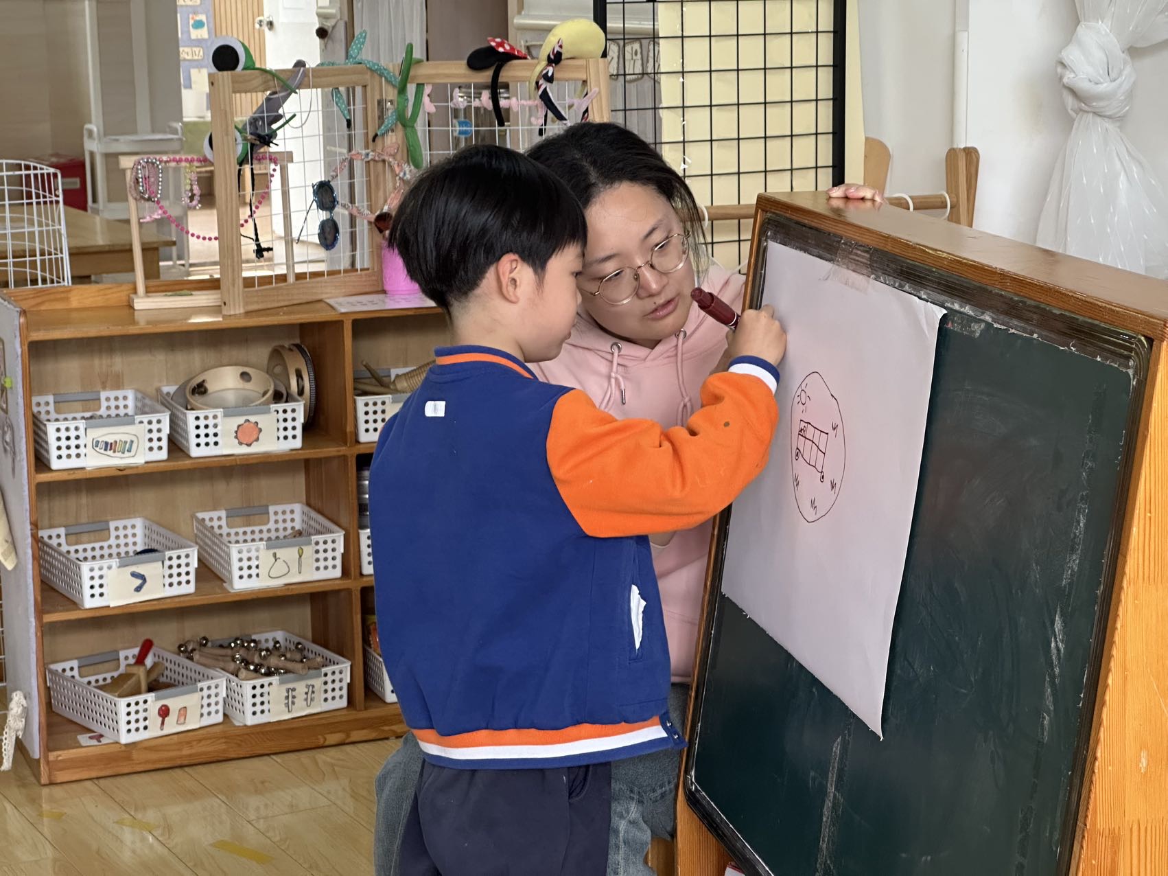 20250408【生活燕幼·园区动态】下庙分园：“相约春天里，不负好时光”——幼儿春日游学活动_html_8b3ecbe.jpg
