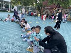 2023.4.11 燕幼中心园防拐骗演练_html_56bcf446.jpg