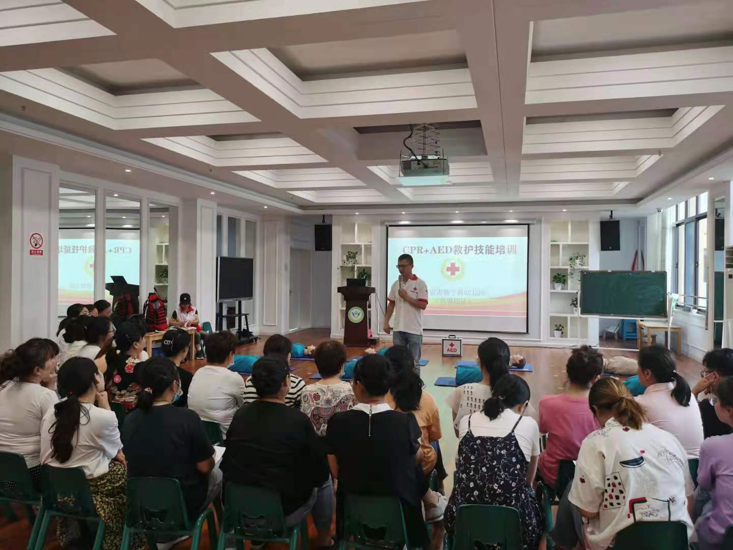20210610新城园区安全月系列活动(3)(1)_html_m44f4195f.jpg