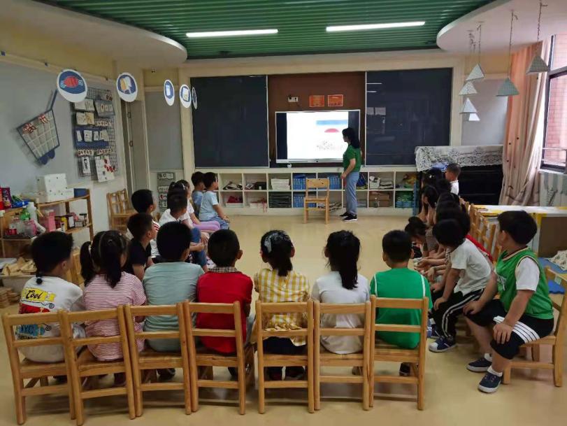 20210610 新城大班年级组故事团新闻(1)_html_m284a9f0f.jpg