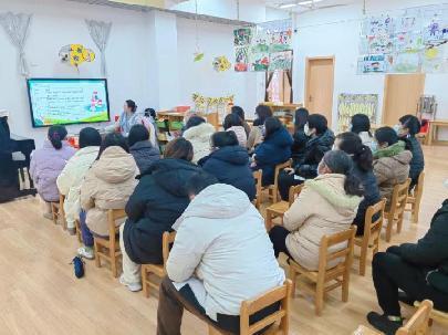 【生活燕幼·园区动态】燕幼中心园：“‘云’上之约，同心共育”——线上家长会活动(2)_html_2205a6fd.jpg