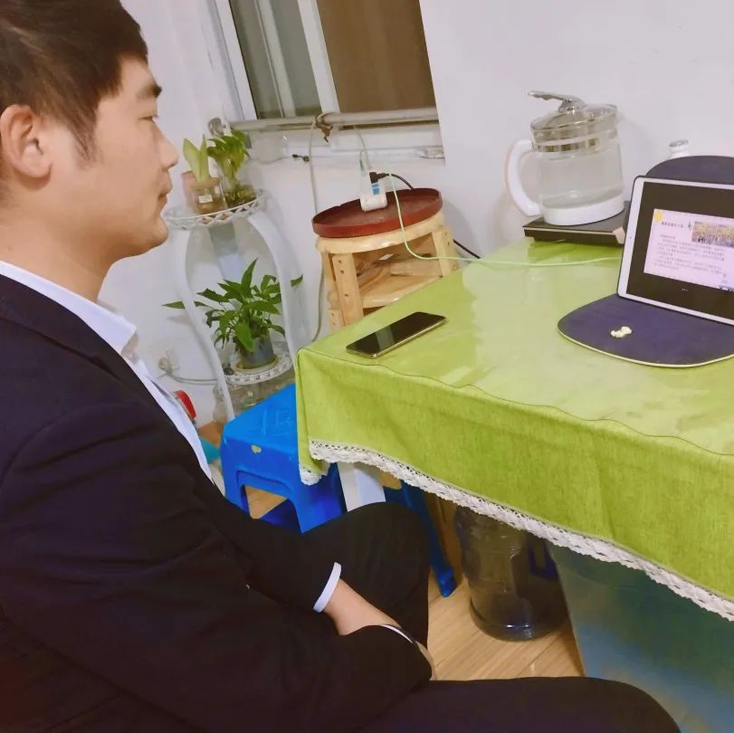 20230217 【生活燕幼&middot;园区动态】燕鸣苑分园：双向奔赴 共育成长——小班第二学期线上家长会_html_7513e359.jpg