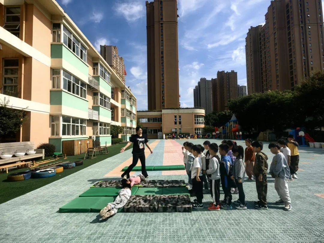 20231019 【生活燕幼 教研组活动】下庙分园：悦享体育 以研促教_html_53ae6d2c.jpg