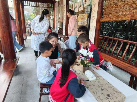 20231103商十二幼支教欢送会(新)_html_1f2b1c26.jpg