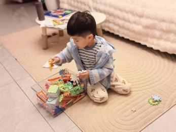 20250509【生活燕幼·园区动态】燕鸣苑分园：“‘劳’有所为 马上行‘动’”——劳动节活动_html_559bc8e9.jpg