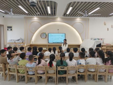 20250604【生活燕幼·教研动态】“以美润教，共研成长”——美术教研组期末总结(1)_html_m19350bfa.jpg