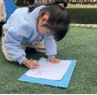 2023.3.24【生活燕幼·园区动态】燕幼中心园：春分时节到，春华春意浓——中一班春分节气活动_html_3771cbae.jpg