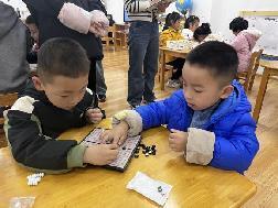 2023.3.24【生活燕幼·教研组动态】燕幼中心园：探索大奥秘 畅玩科学区---科学教研组区域游戏开放_html_64112055.jpg