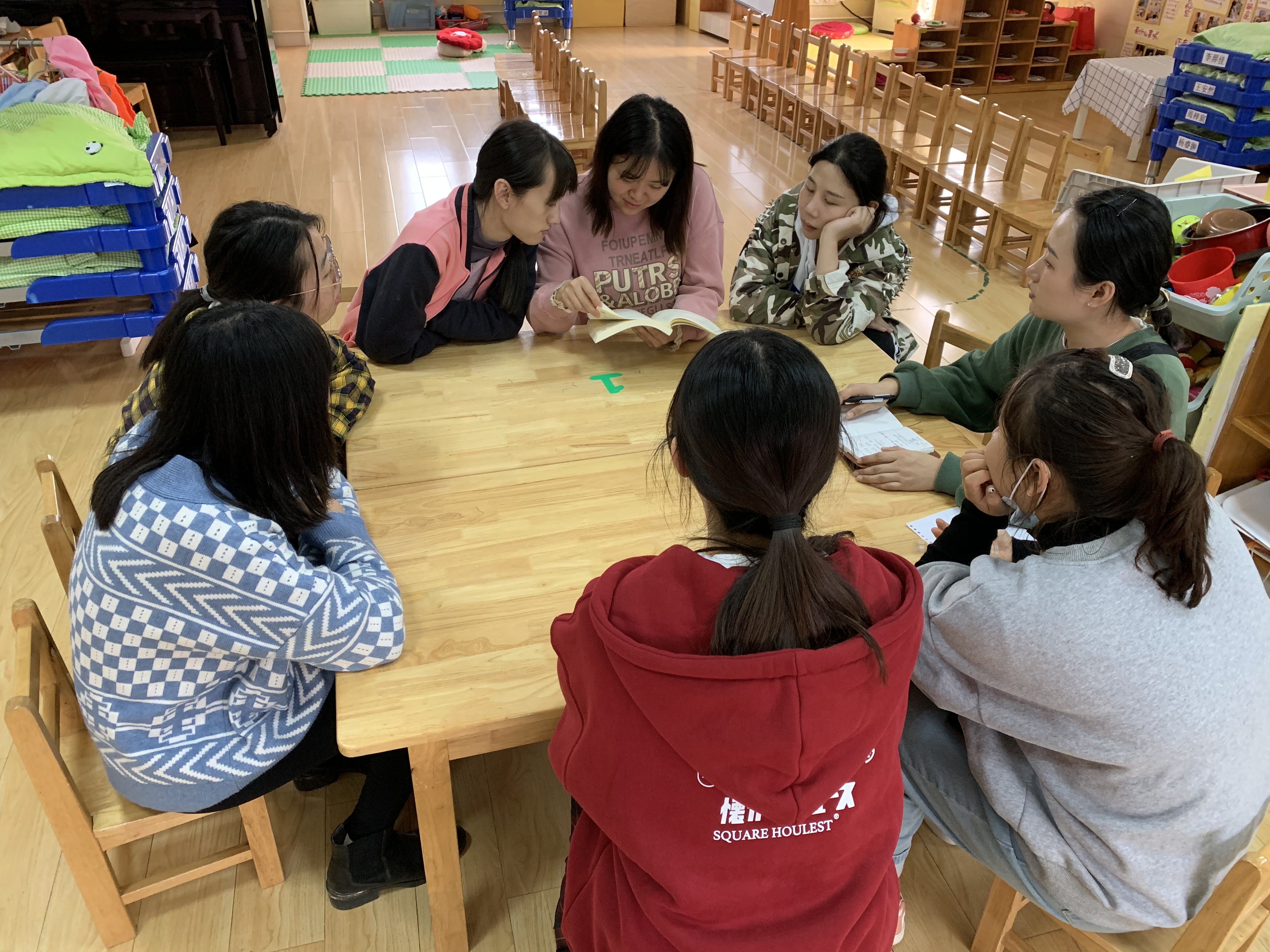好书共读新闻稿_html_541e1f14.jpg