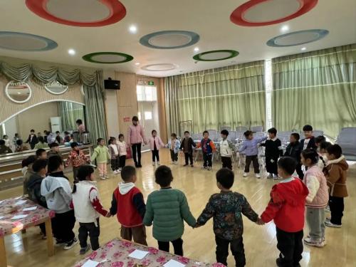 20231129【生活燕幼&middot;园区动态】下庙分园：“兔子的冬日生活”——记第六次儿童陶研会_html_m39a952d4.jpg