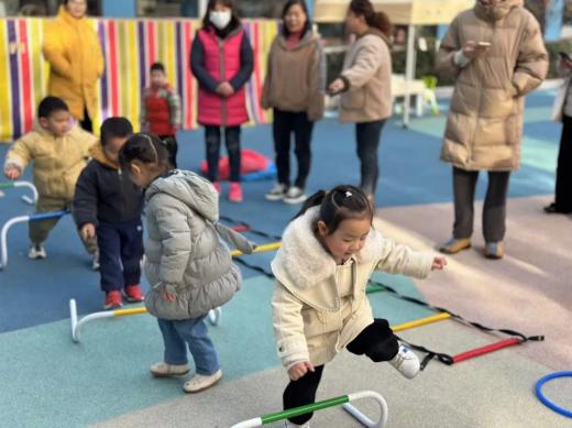 20231201 【生活燕幼·园区动态】燕鸣苑分园：冬日有约 伴“幼”成长——家长半日开放活动_html_m406b0ae6.jpg
