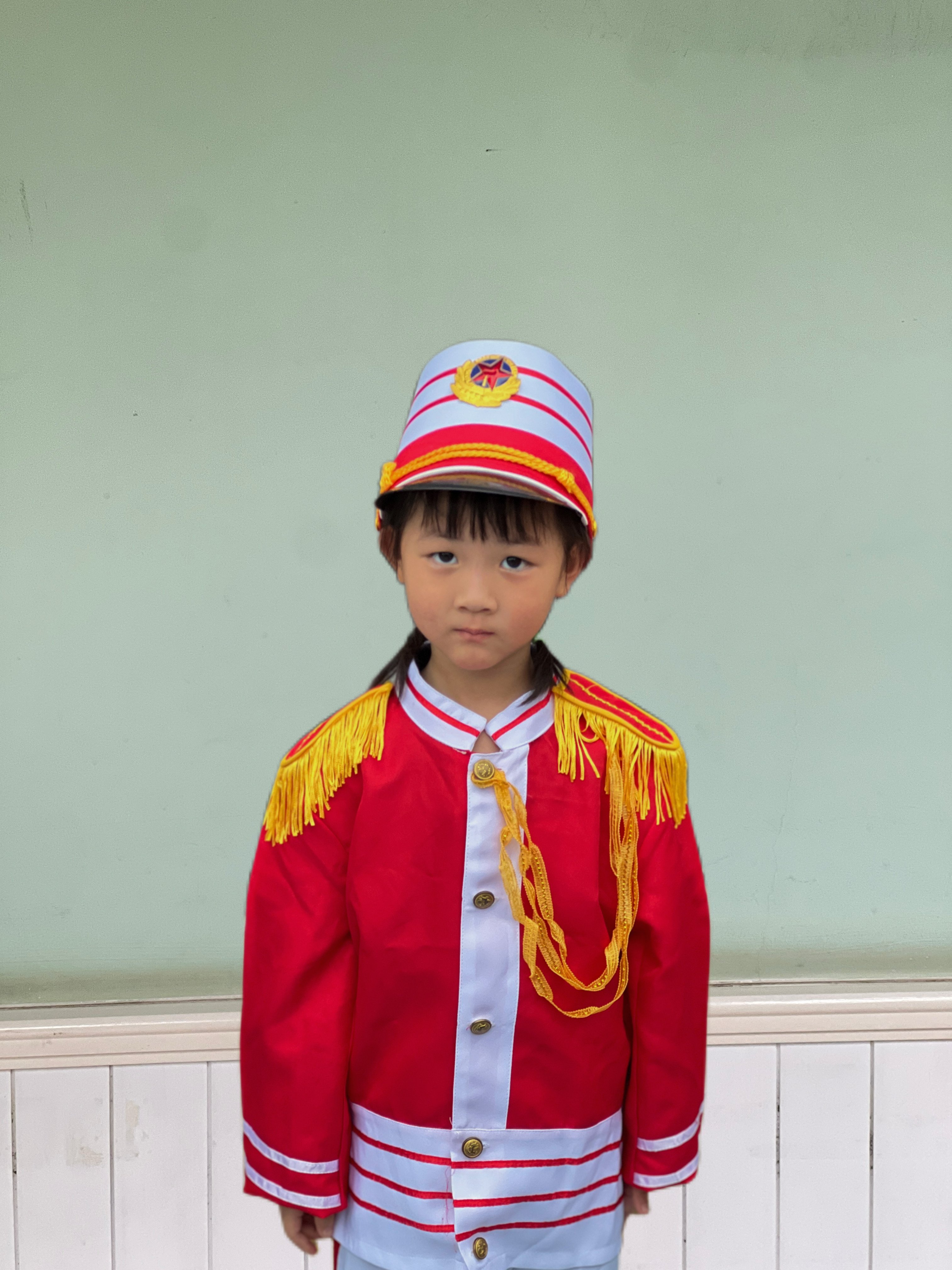 20240930【生活燕幼&middot;园区动态】新城分园——我是小小升旗手大四班升旗活动_html_m27bd5171.jpg