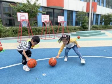 20230518 【生活燕幼·园区动态】燕鸣苑分园：夏日有约 伴“幼”成长——家长半日活动_html_7b46a39.jpg
