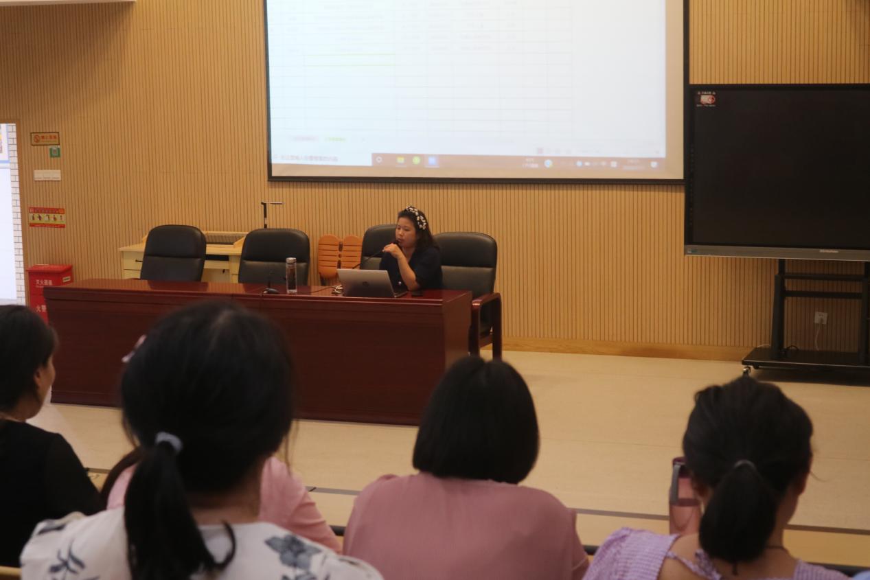 附中仙小南邮校区2019-2020第二学期总结会_html_m3b46dbee.jpg