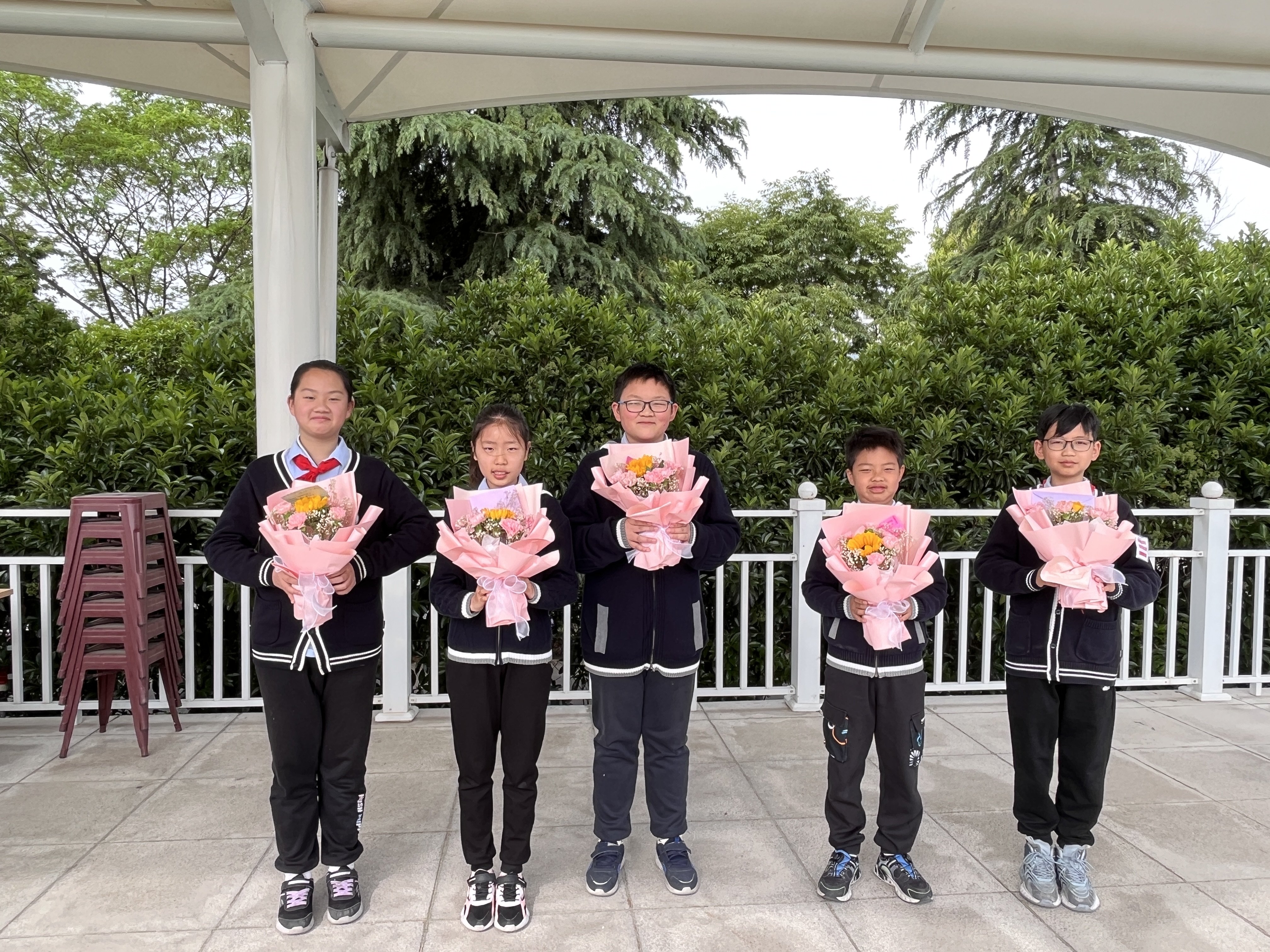 五6升旗仪式新闻稿5.8_html_1c9909f6.jpg