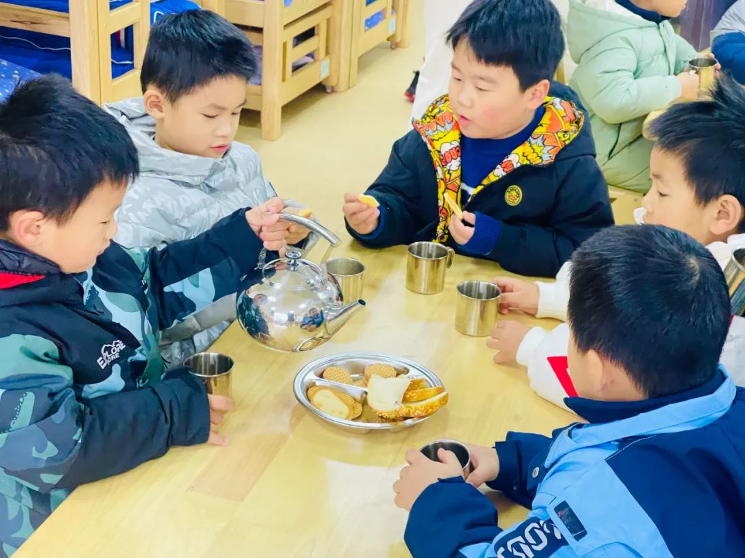 临时_html_34956aa7.jpg