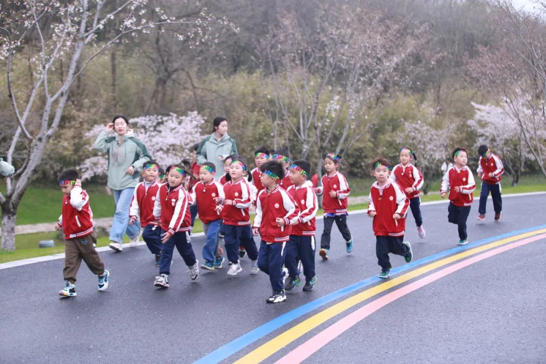 临时_html_78db2306.jpg