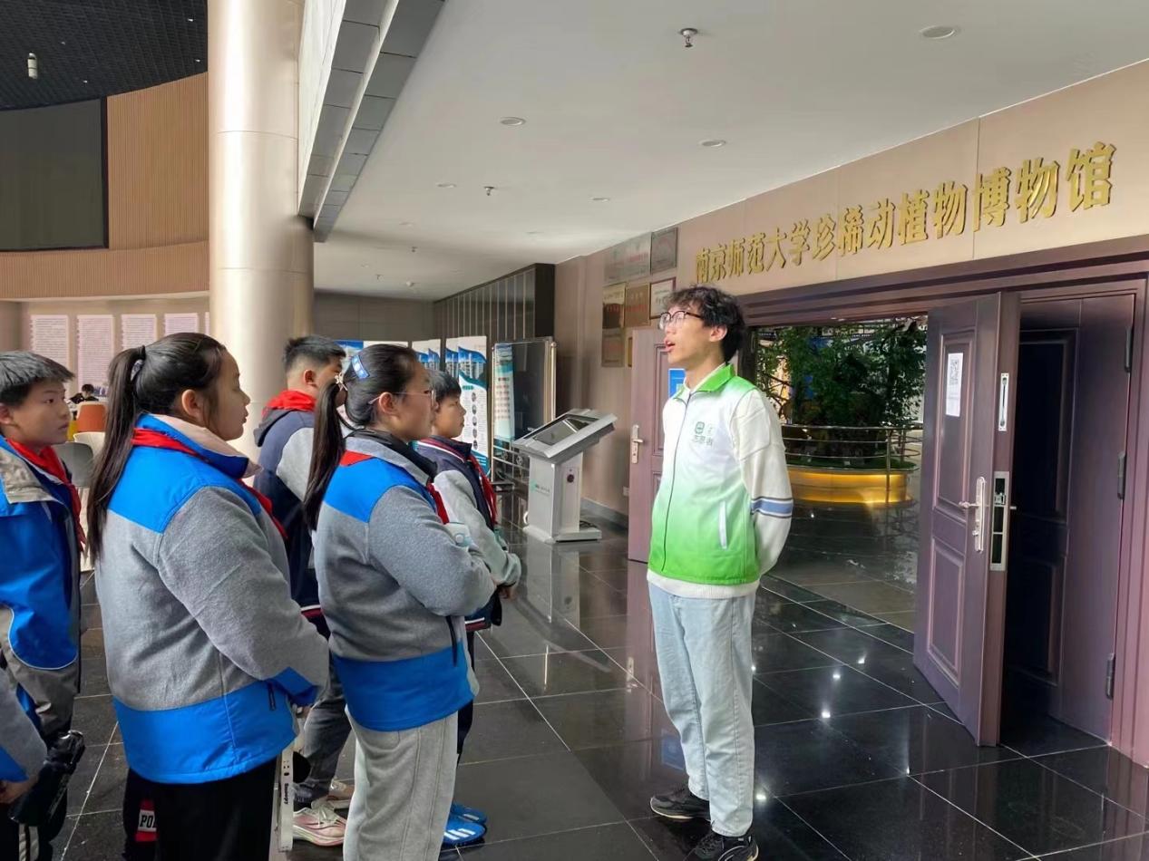 社会实践新闻稿_html_16bc366.jpg