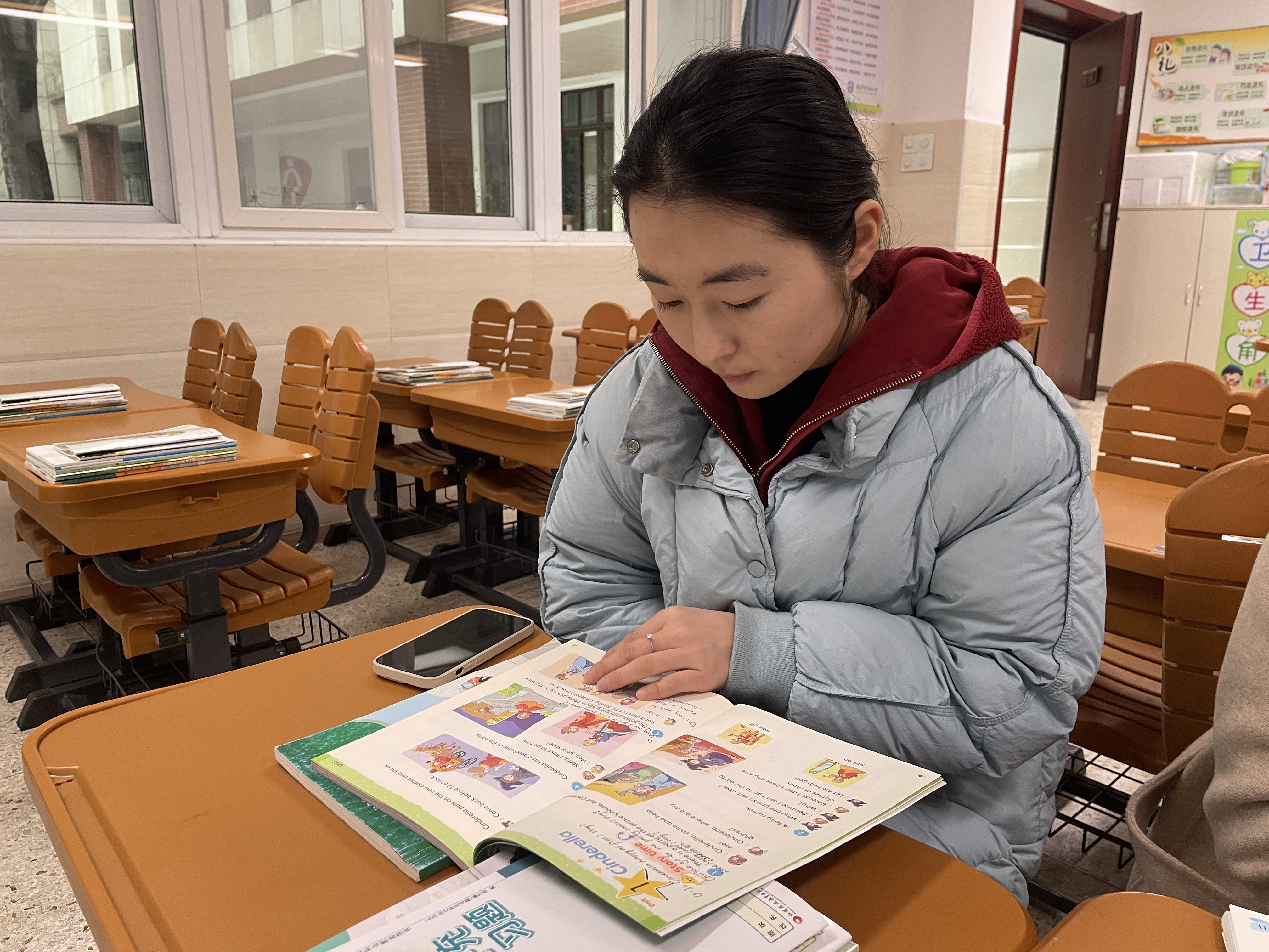 20250211【大爱青秀·教学】启航新学期，奋进新征程——记青秀城小学英语组集体备课（一）_html_m2b0b7cff.jpg