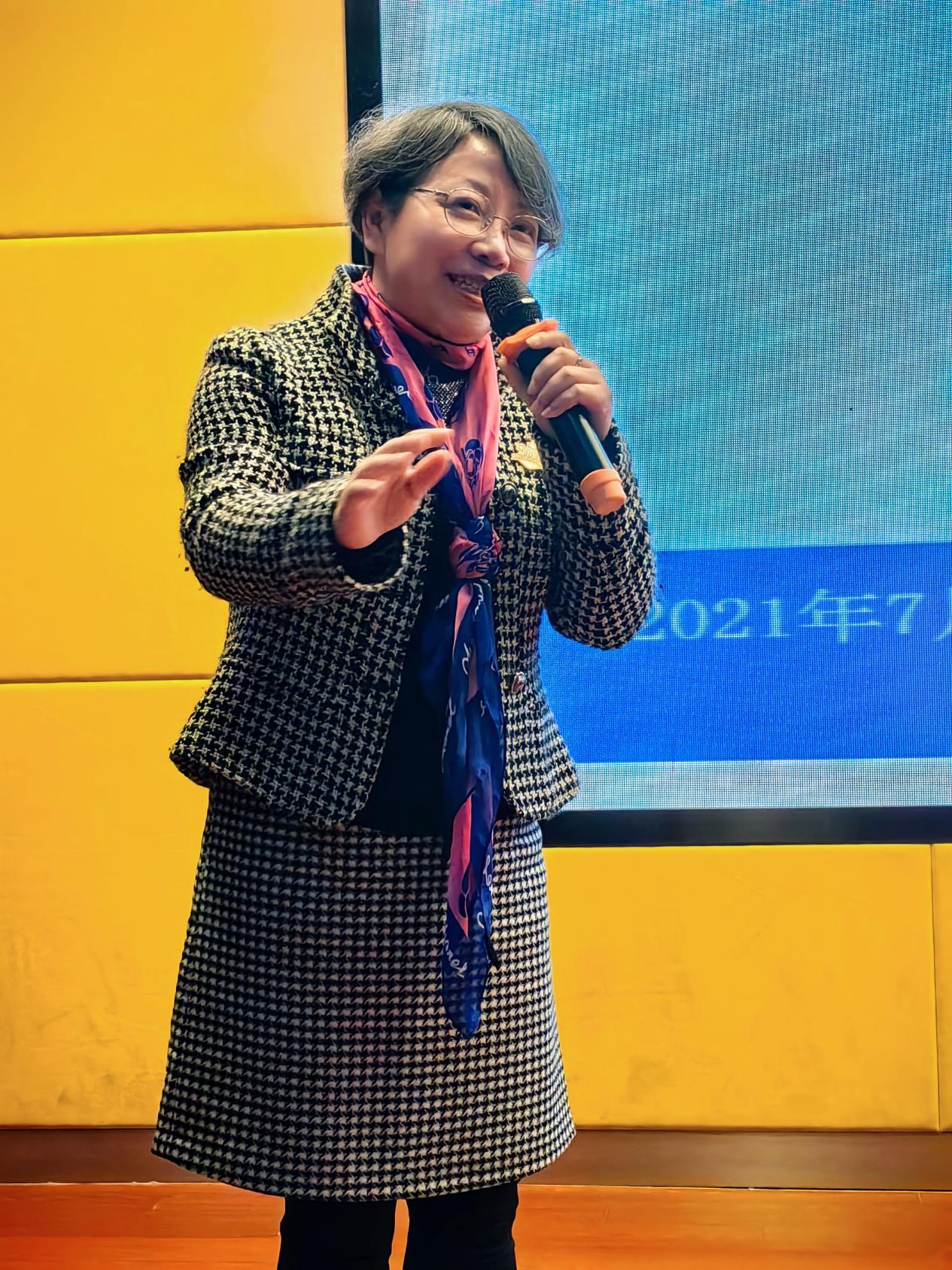【大爱青秀&middot;德育】“慧秀”家长学校∣学会好好说话  让爱稳稳传达_html_m170c6b20.jpg