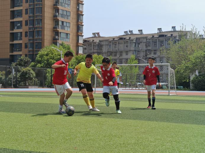 【大爱青秀】拼搏不止，逐梦未来！—南京市青秀城小学第五届“校长杯”足球班级联赛闭幕式暨颁奖仪式圆满举行(1)_html_49c5a1b8.jpg