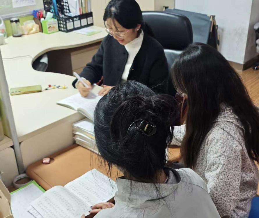 深耕“双减”优作业 集备共研促提升_html_m5e2616dd.jpg