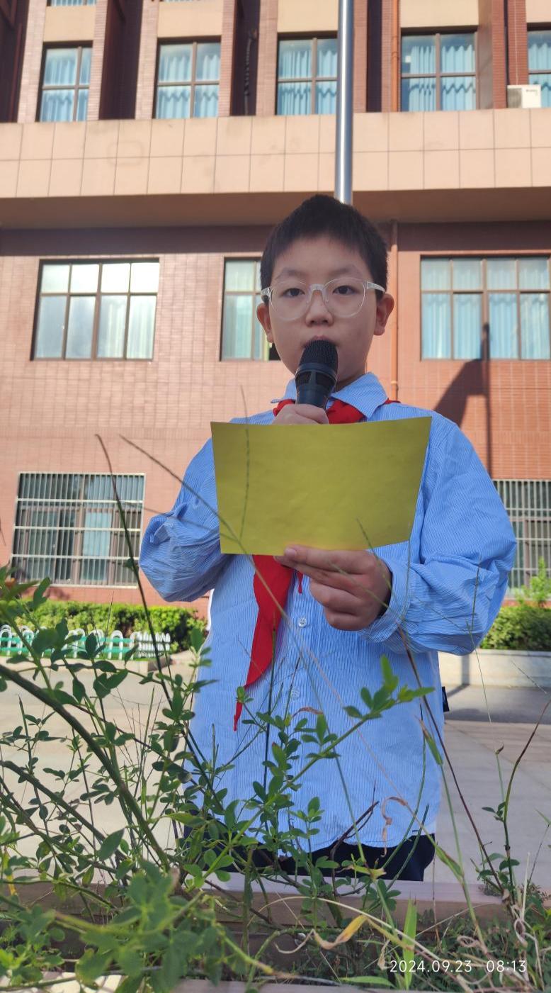 【大爱青秀·少先队】一规一矩有章法 一言一行好习惯
