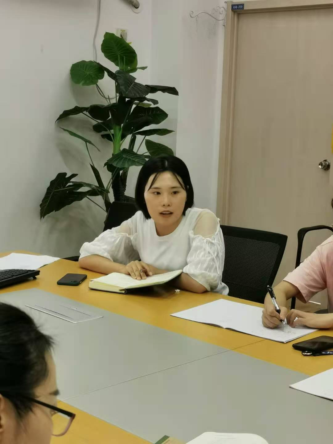 【乐活龙幼】立德树人，不忘初心——记龙潭幼儿园长江分园师德师风活动