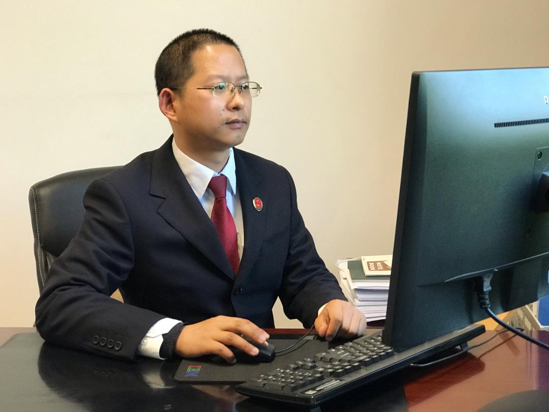 教师教育  报道_html_3d98950f.jpg