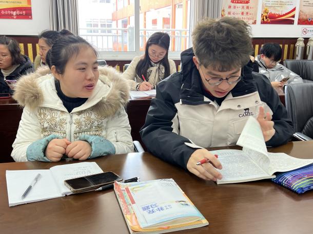 20240227语文组校本研修报道_html_m65005ac6.jpg