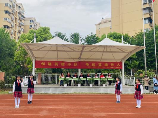“创建英雄中队 争做英雄传人”_html_c88ae11.jpg