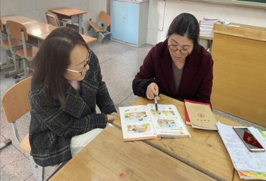 20210324英语组校本研修（王璐写）_html_e641b59.jpg