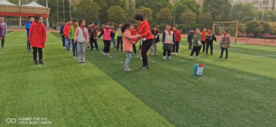 20210330章芳芳童学课堂报道（章芳芳写）_html_m77681953.jpg