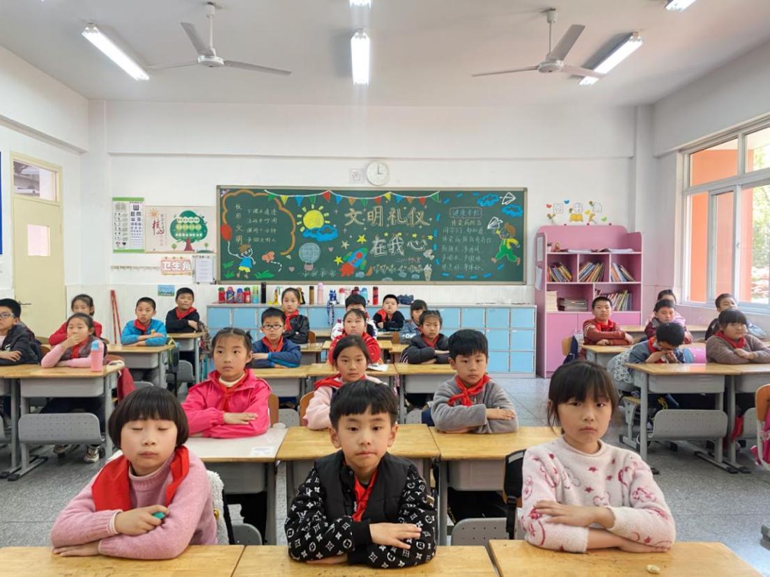 20210409平安校园报道_html_19beae37.jpg