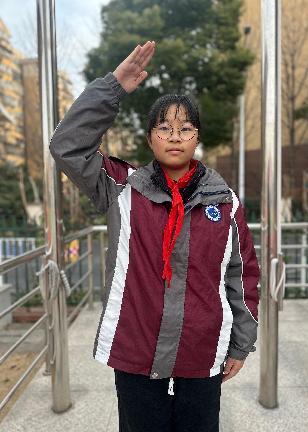 20250217六（2）升旗仪式报道_html_m72a1c93e.jpg