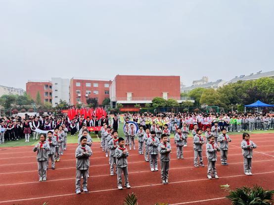 2024年南京市南湾营小学第九届春季运动会_html_76534f07.jpg