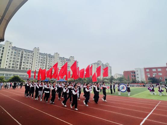 2024年南京市南湾营小学第九届春季运动会_html_31aad5f.jpg